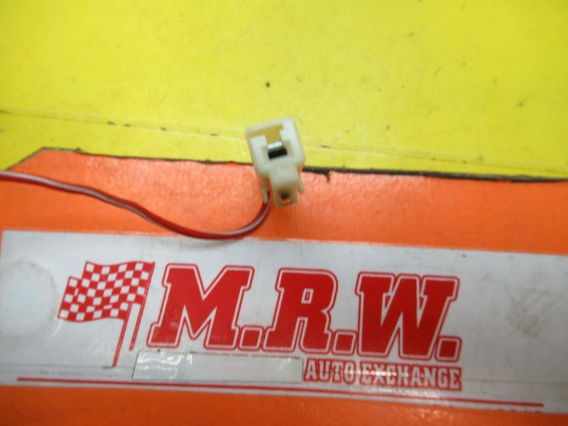 DOOR AJAR SWITCH WIRE PLUG CONNECTOR PIG TAIL RIGHT LEFT for 00-05 MR2 SPYDER