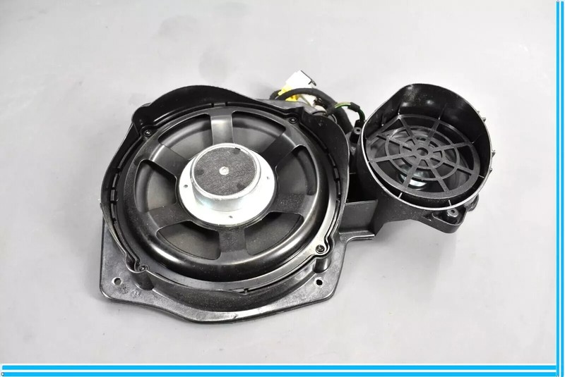 10-13 Mercedes W221 S550 S400 S63 AMG Front Right Passenger Door Speaker OEM