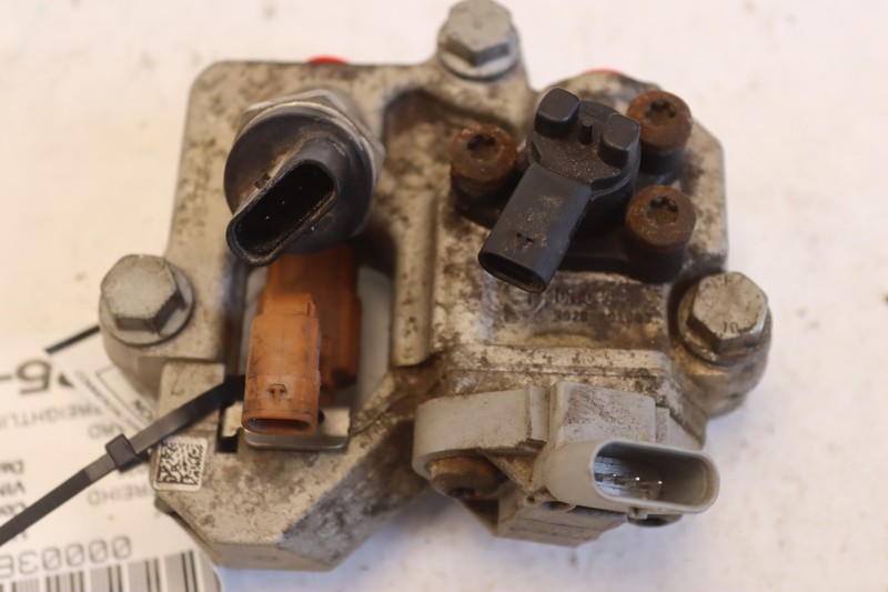 2018-2025 FREIGHTLINER CASCADIA 125 DETROIT DIESEL DD15 DOSER VALVE OEM