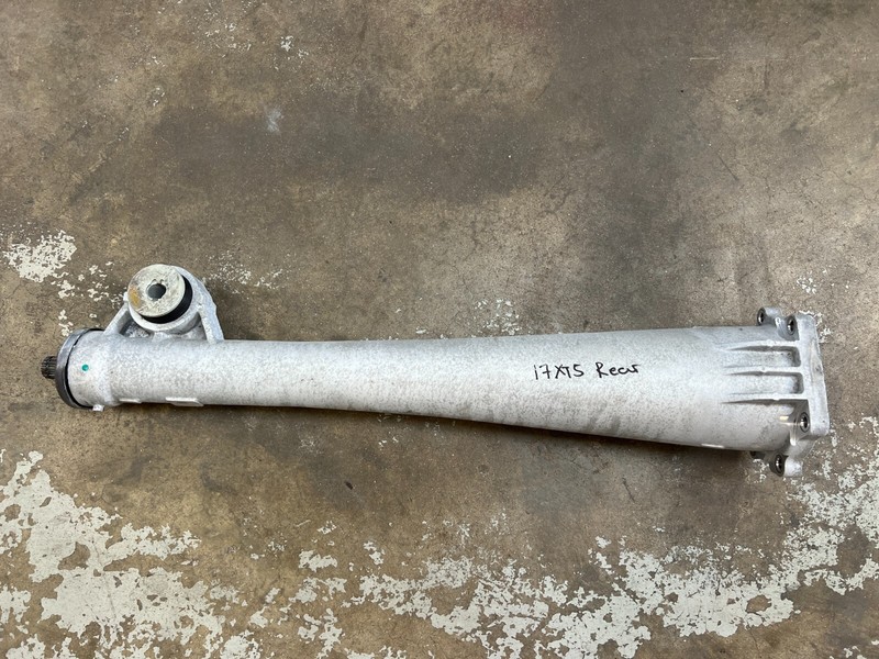 17-24 Cadillac XT5 AWD REAR DIFFERENTIAL AXLE CARRIER SHAFT TUBE OEM