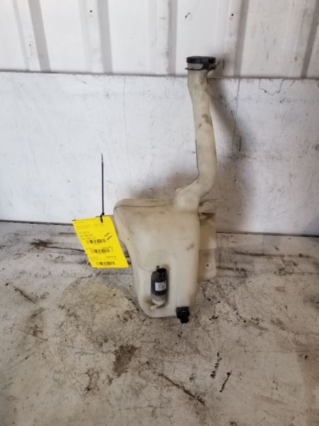Wash Reservoir Fits 06-11 DTS 3247922