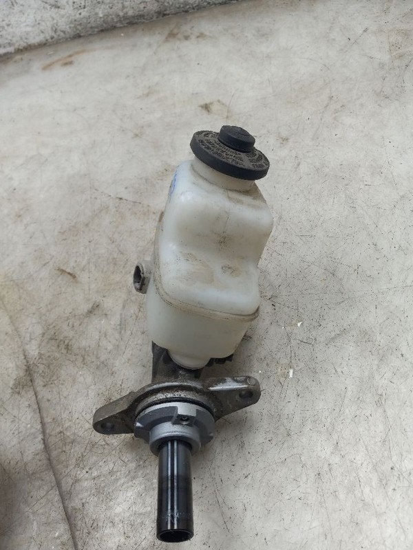 11 TOYOTA TACOMA BRAKE MASTER CYLINDER