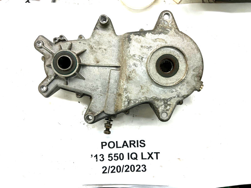 Polaris Snowmobile 550 IQ LXT Chaincase Assy w/gears and chain COMPLETE! 2203548