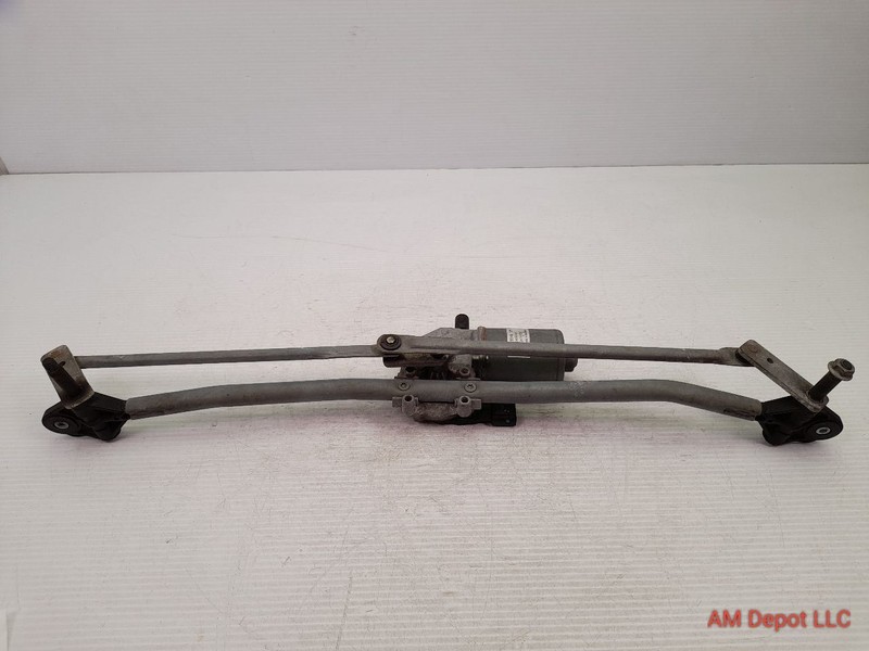 2013 Mini Cooper S Countryman R60 R61 Windshield Wiper Motor Mechanism 9800894