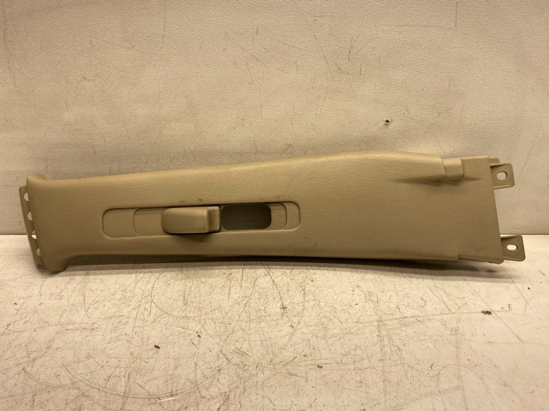 2004-2007 TOYOTA HIGHLANDER RIGHT SIDE UPPER B PILLAR TRIM COVER TAN OEM
