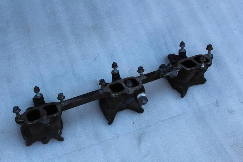 1992 TOYOTA LANDCRUISER LOWER ENGINE INTAKE MANIFOLD 17111-61040