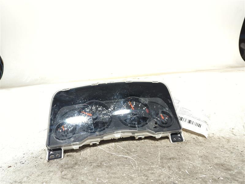 2013 Jeep Patriot Speedometer Gauge OEM White 68080401AF 165K Miles