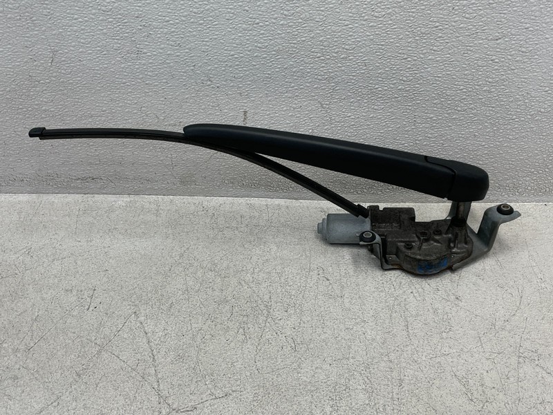 23 24 25 Mercedes EQS450 SUV X296 Rear Tailgate Trunk Wiper Motor W/Arm 1627 OEM
