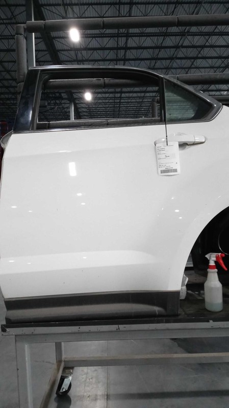 2015 Chevrolet Equinox Left Door White PW PL 4DR SUV 467981 138K Miles