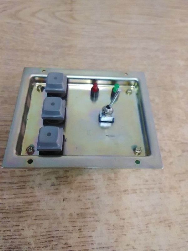 Fanuc A20B-1001-0060 Toggle Switch Button Control