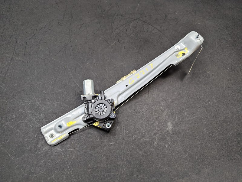 Rear Right Door Window Regulator 2018 GMC Terrain 84567510 2016 2017 2019 - 2023