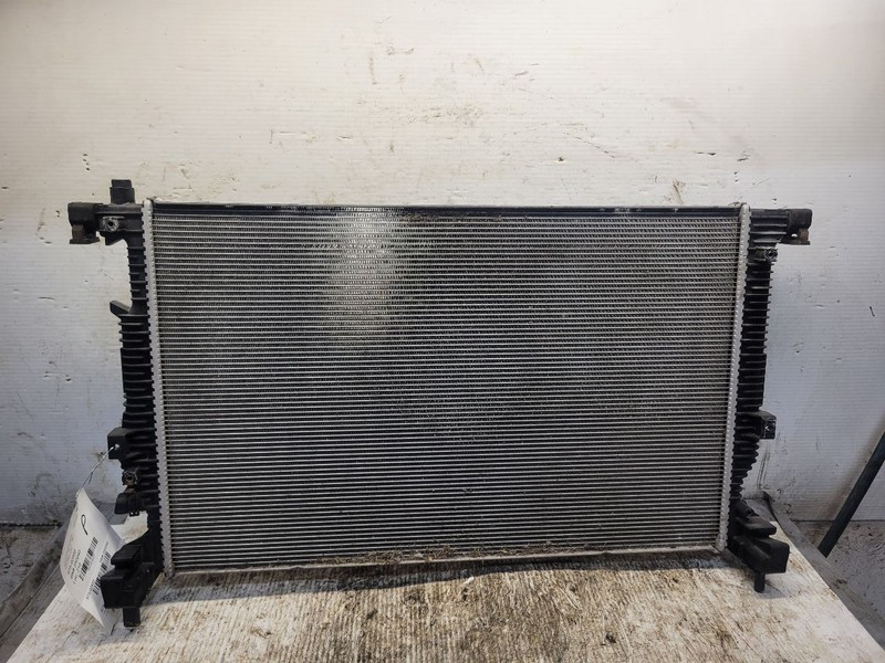 Radiator Fits 13-16 DART 1618227