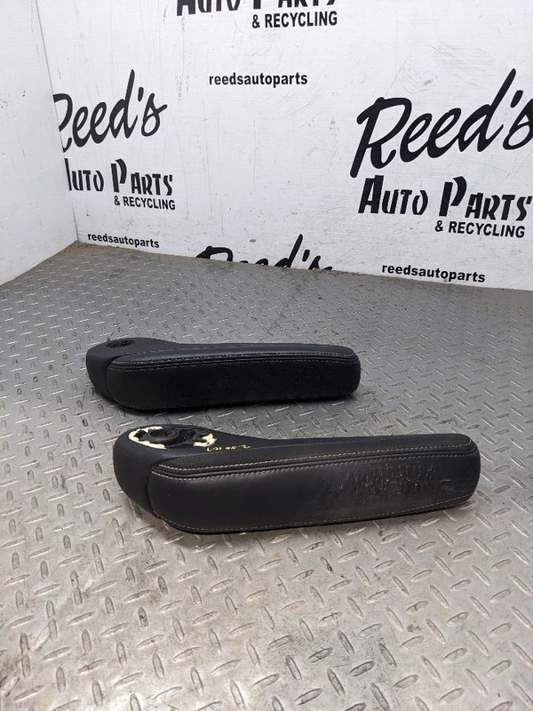 PAIR 2 2011-2016 Chrysler TOWN & COUNTRY Arm Rests Armrests Black Leather 11
