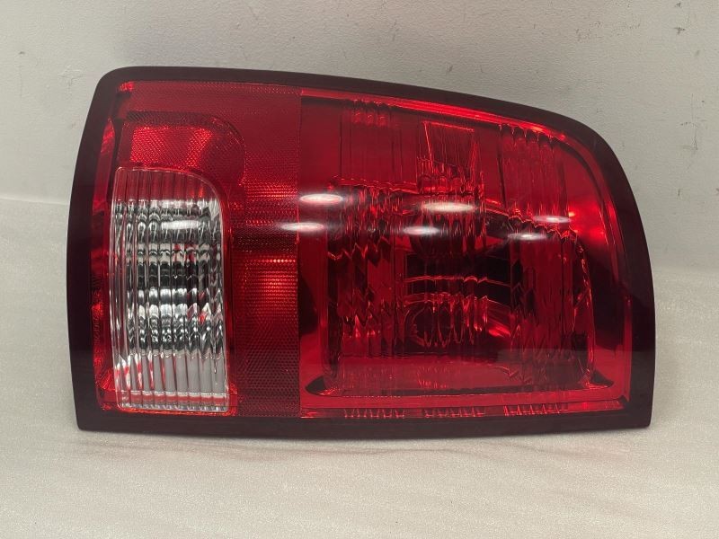 2013-2020 DODGE 1500 PICKUP LEFT TAILLIGHT QUARTER MOUNTED 34K 44899