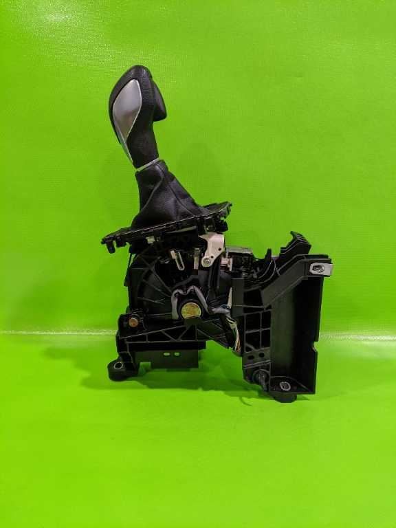 15-18 FOCUS FLOOR TRANSMISSION GEAR SHIFT SHIFTER ASSEMBLY OEM 4002-11