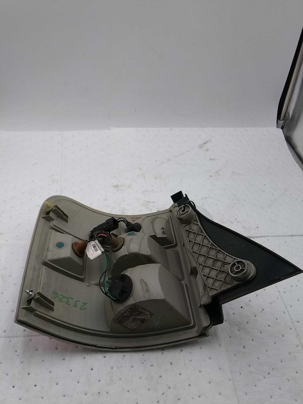 2009 Ford Flex Right Tail Light Assembly Black OEM 611564 4DR SUV Used