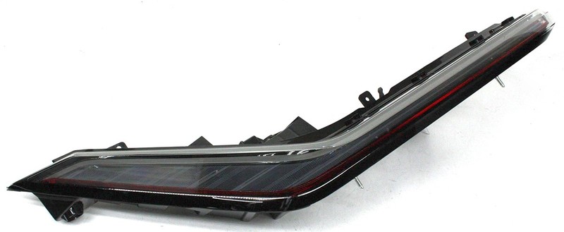 OEM Left Driver Side LED Tail Lamp For Cadillac LYRIQ 86803229 Pegs Missing