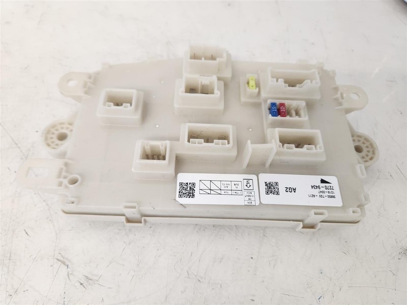 2021-2023 Acura Tlx Power Supply Module 38850-Tgv-A21 Oem Genuine Tested