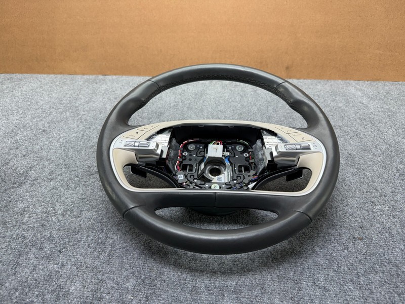 GENESIS G80 2021-2024 OEM LEFT WHEEL WITH PADDLE SHIFTERS SWITCHES ASSEMBLY