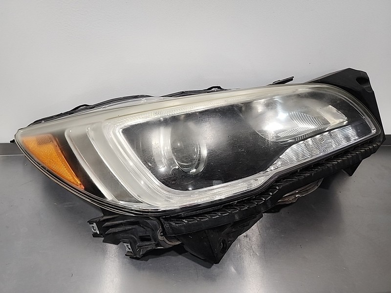 2015 2016 2017 SUBARU LEGACY OUTBACK HALOGEN HEADLIGHT RIGHT PASSENGER LeD OEM