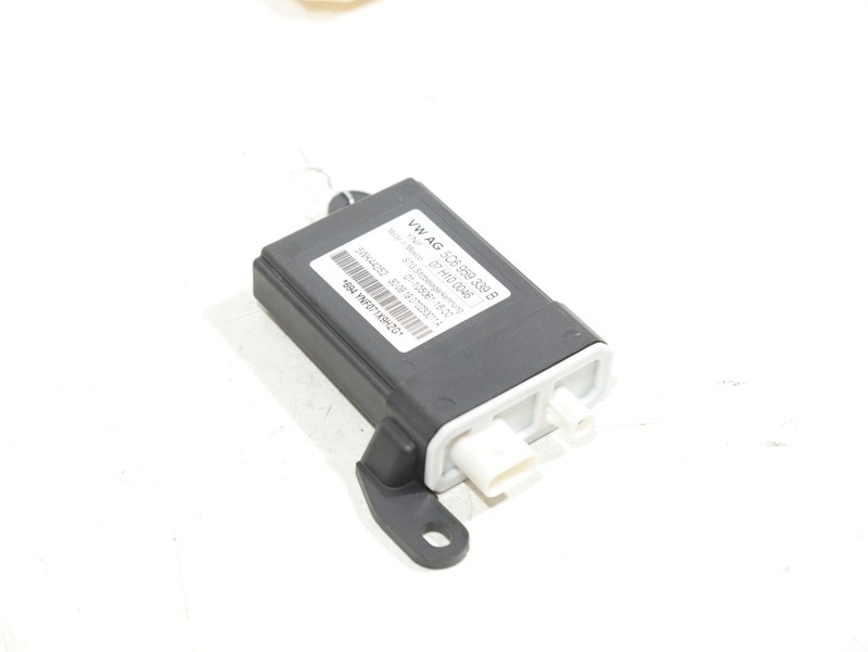 2017-2020 Audi A3 Quattro FRONT RIGHT Side Seat Occupant Detection Module OEM