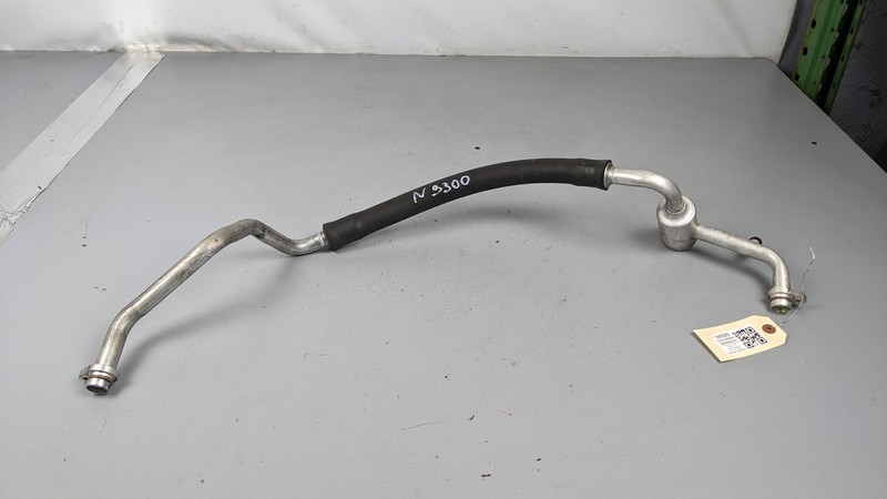 A/C Refrigerant Suction Hose 2020 Nissan Murano 92480-5AA0A 2015 2016 2017- 2021