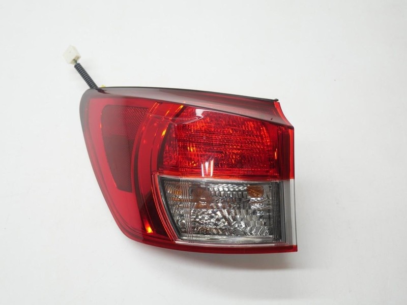 2008-2014 Lexus IS-F Driver Tail Light Quarter Panel Mounted Left Side LH OEM