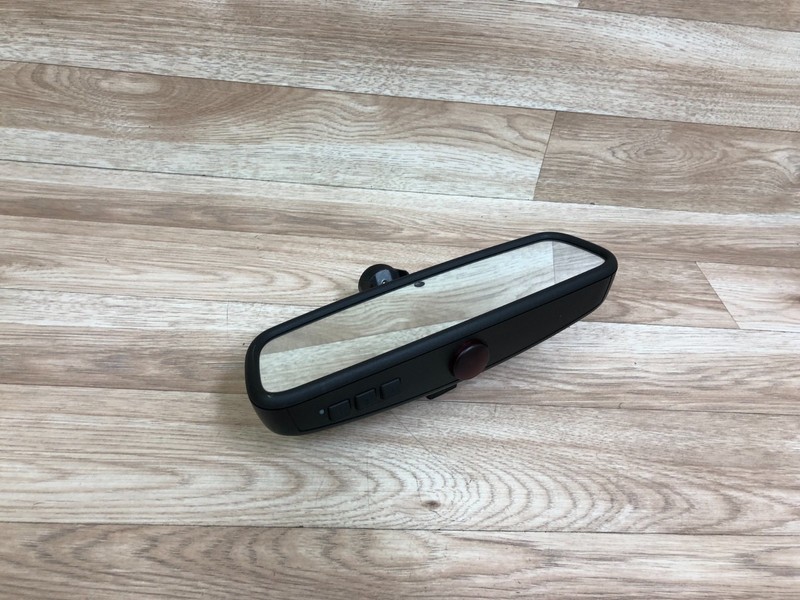 BMW OEM E60 E61 525 530 535 545 550 M5 FRONT WINDSHIELD REARVIEW MIRROR 04-10 2