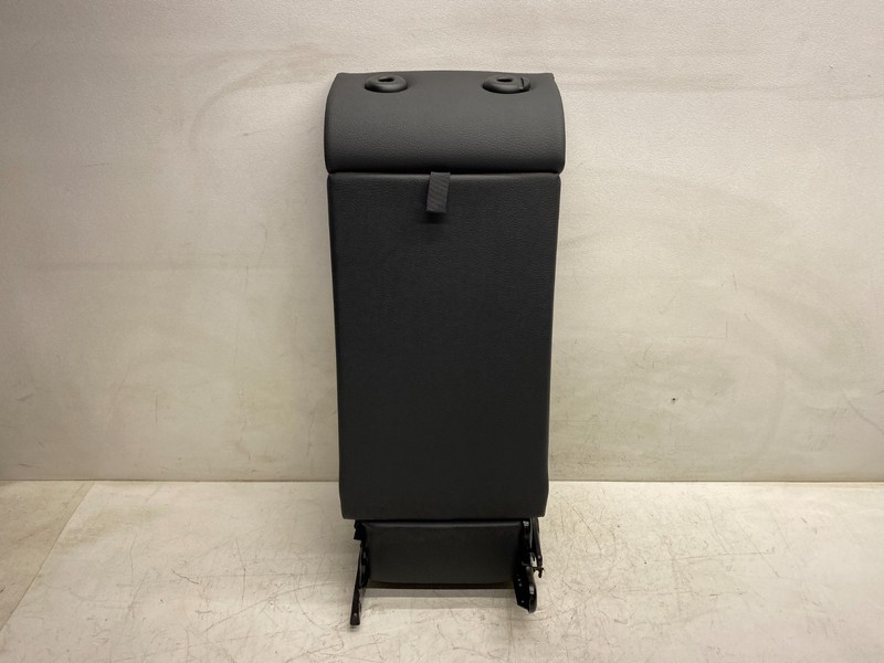2016-2019 BMW X1 REAR MIDDLE CENTER UPPER SEAT BACK ASSEMBLY BLACK LEATHER OEM