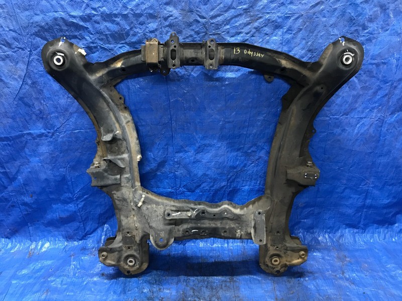 11-17 Honda Odyssey FRONT Crossmember Subframe Engine Cradle OEM