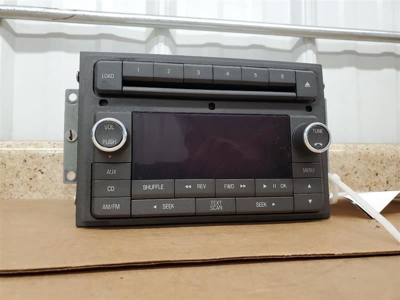 Audio Equipment Radio AM-FM-6 CD-MP3 Player Fits 09-10 MKX 282286