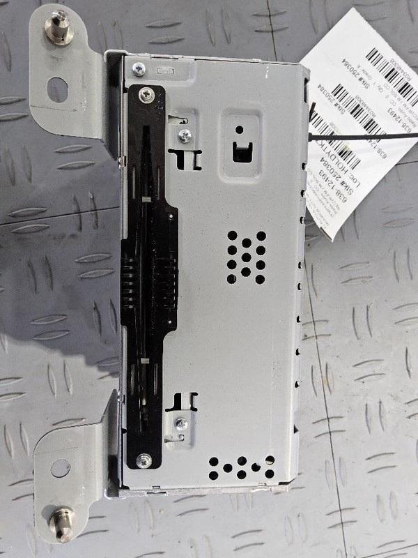 2019 Ford EDGE Radio Receiver AM-FM-CD-MP3-Satellite HD Active Noise Control ST