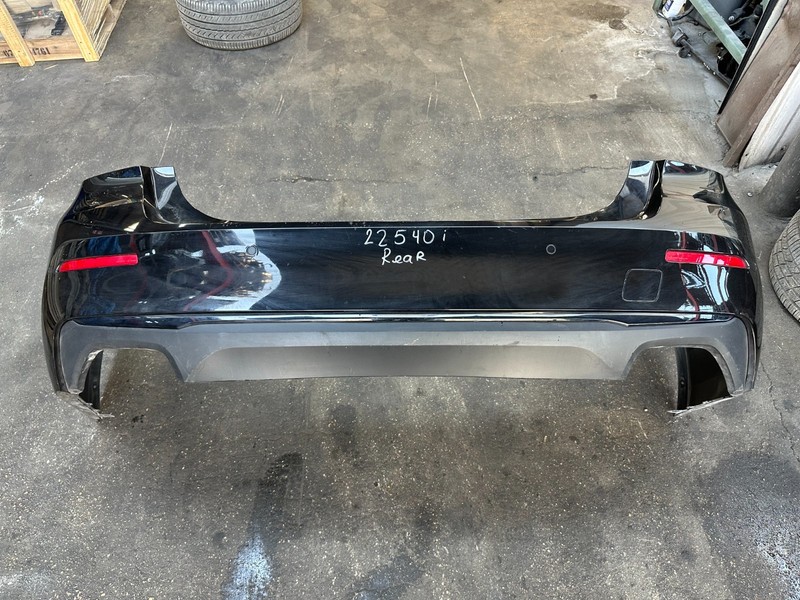21-23 BMW G30 530 540i REAR BUMPER COVER Black OEM