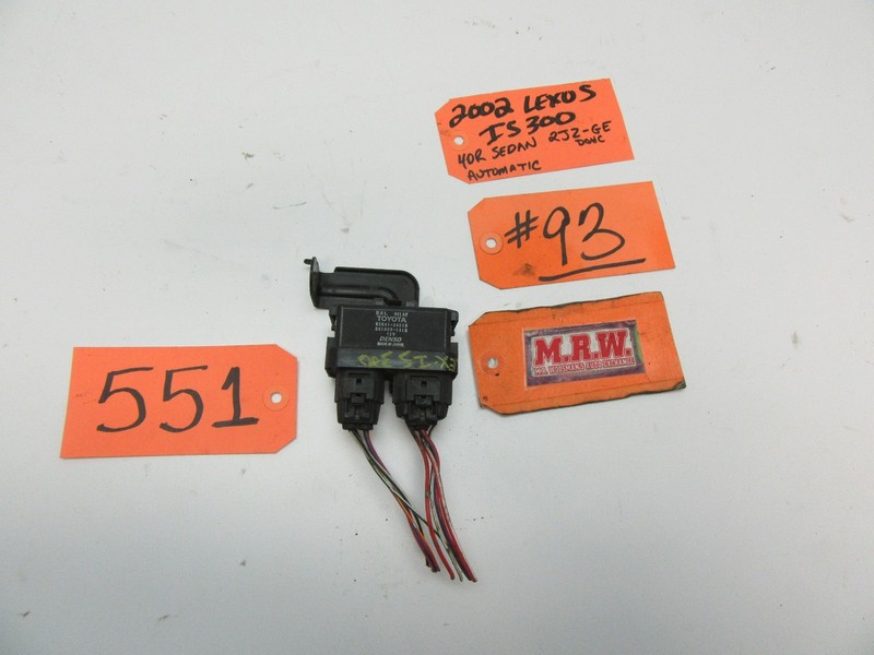 COMPUTER DAYTIME RUNNING LIGHT RELAY WIRE PLUG for 01 02 03 04 05 LEXUS IS300