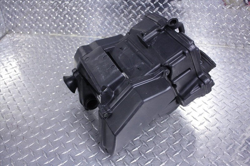 06 KAWASAKI EX 500 NINJA AIR RAM INTAKE BOX FILTER CLEANER EX500
