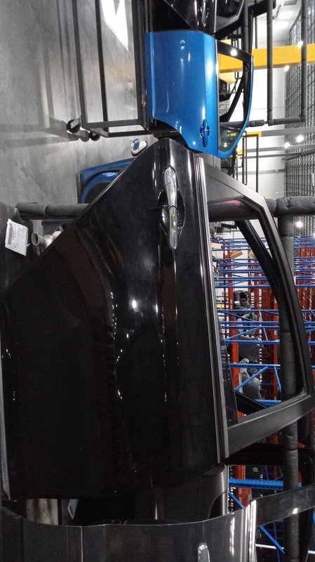 Used Rear Right Door Assembly Rear Side fits: 2013 Hyundai Sonata electric VIN 4