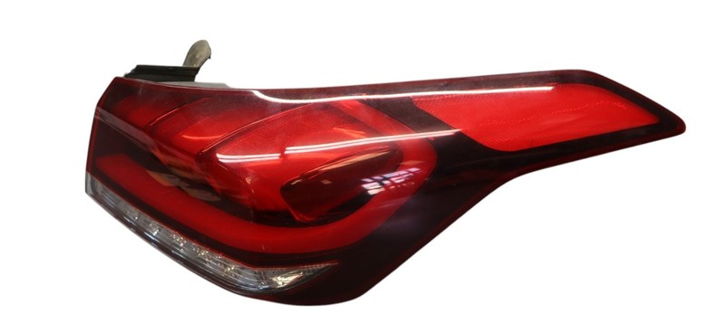 15-17 Hyundai Genesis Rear Right Side Outer Tail Light Taillight Lamp Oem