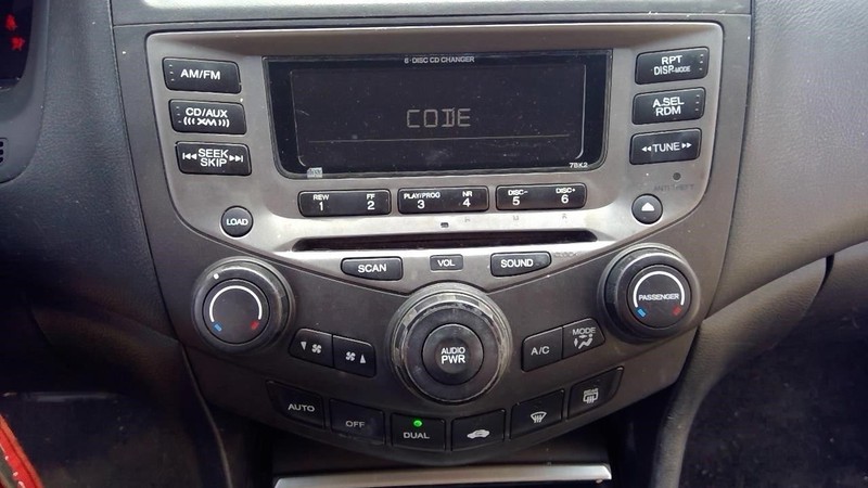 Audio Equipment Radio AM-FM-6 CD 6 Disc 120 Watt Fits 04-07 ACCORD 736563