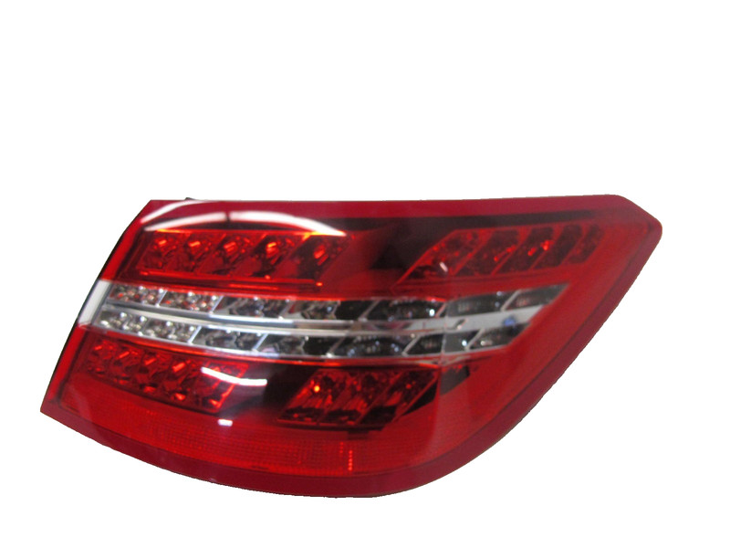 35k 💚 10-13 Mercedes E350 E550 (2 DOOR) W207 Rear Right Side Tail Light Lamp