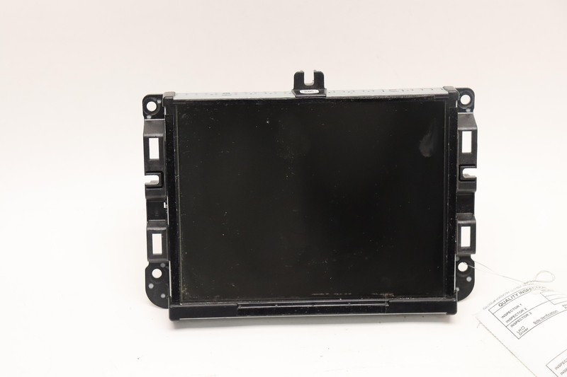 2016 DODGE RAM 3500 AM FM CD PLAYER RADIO RECEIVER DISPLAY 8.4" SCREEN OEM