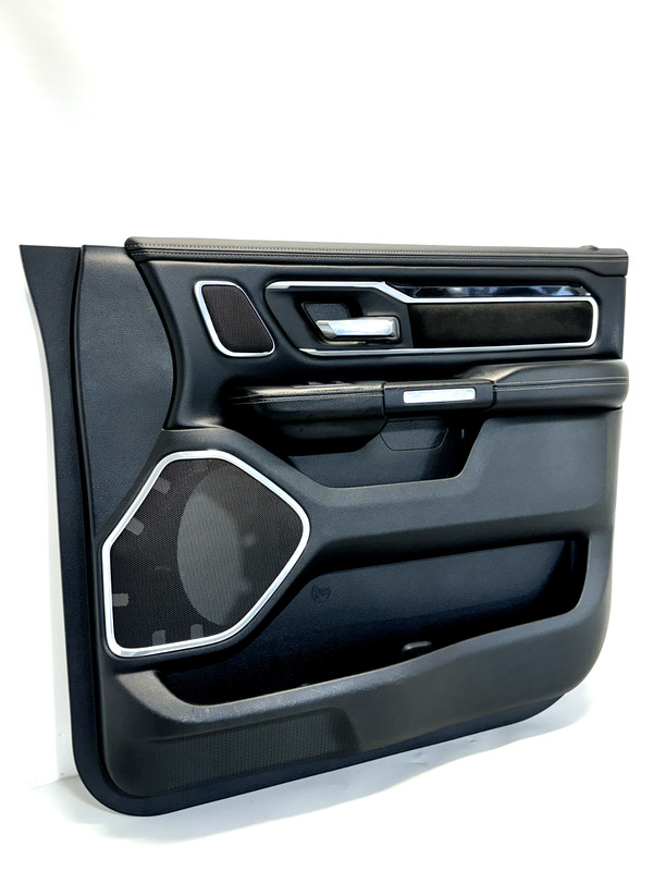✅19-24 RAM 1500 LARAMIE CREW CAB OEM DOOR TRIM PANEL FRONT RIGHT PASSENGER SIDE