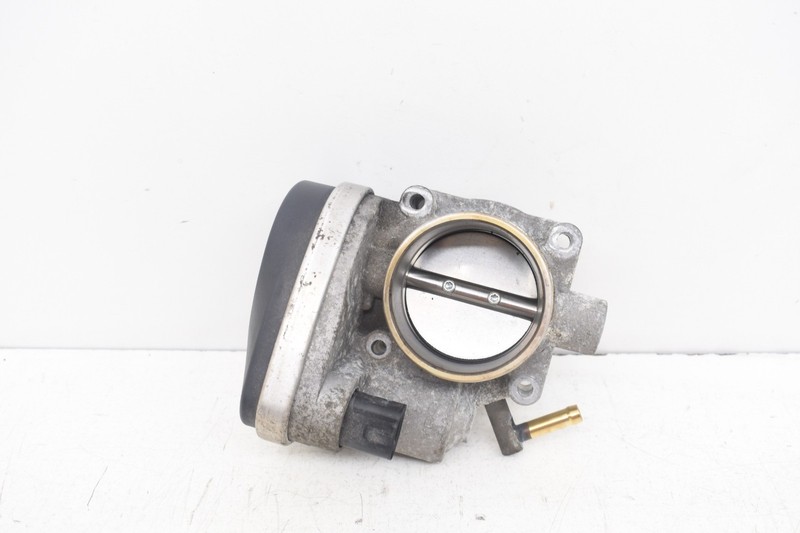 2006 Mini Cooper S R52 1.6L W11 Engine Throttle Body Valve Assembly OEM KW87