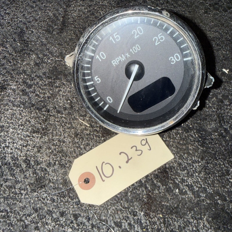Peterbilt Paccar Tachometer - P/N: Q43-6035-301001C