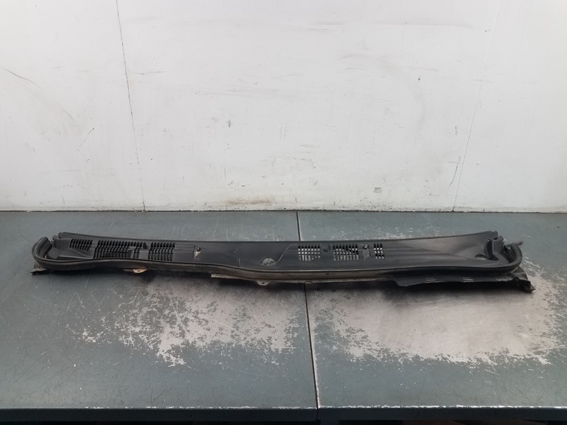 2008 Grand Marquis / Crown Vic Victoria Windshield Cowl #1188 P3
