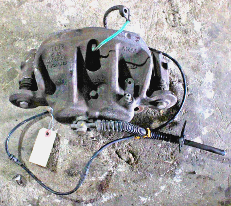 10-12 Land Rover Range Rover L322 Front Left Driver Side Brake Caliper OEM