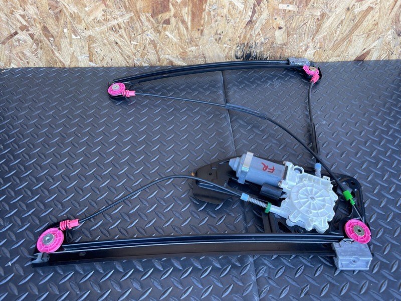 1995-2001 BMW 740il 750il E38 Passenger Right Window Regulator Double Glaze OEM