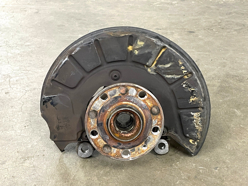 ⭐2015-2018 AUDI Q3 AWD FRONT RIGHT RH PASS SIDE SPINDLE KNUCKLE HUB OEM LOT2538