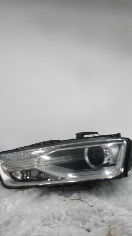 2016 Audi Q3 Left Headlight Assembly Black Xenon HID OEM 641357