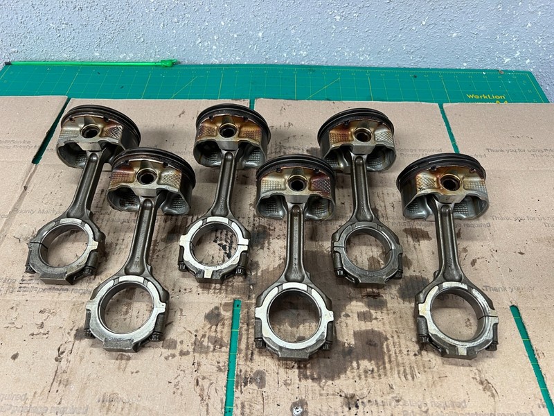 16-23 Nissan Maxima engine PISTON WITH CONNECTING ROD SET OF 6 OEM