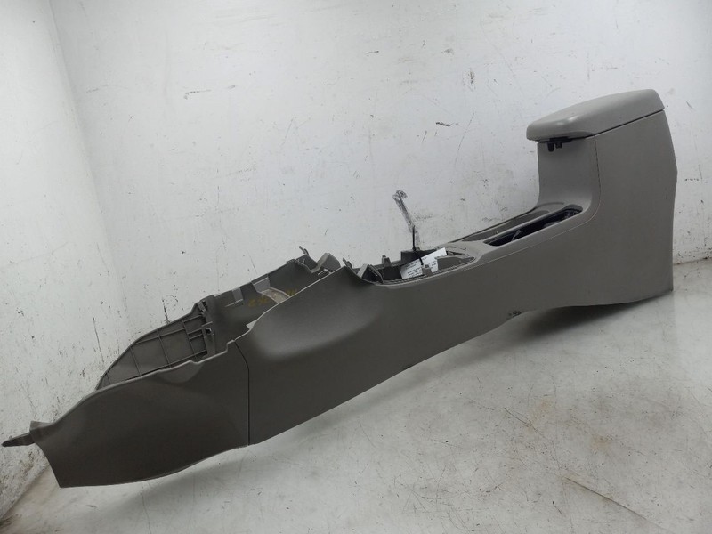 11-13 TOYOTA COROLLA 1.8L FWD AT FLOOR MOUNTED CENTER CONSOLE